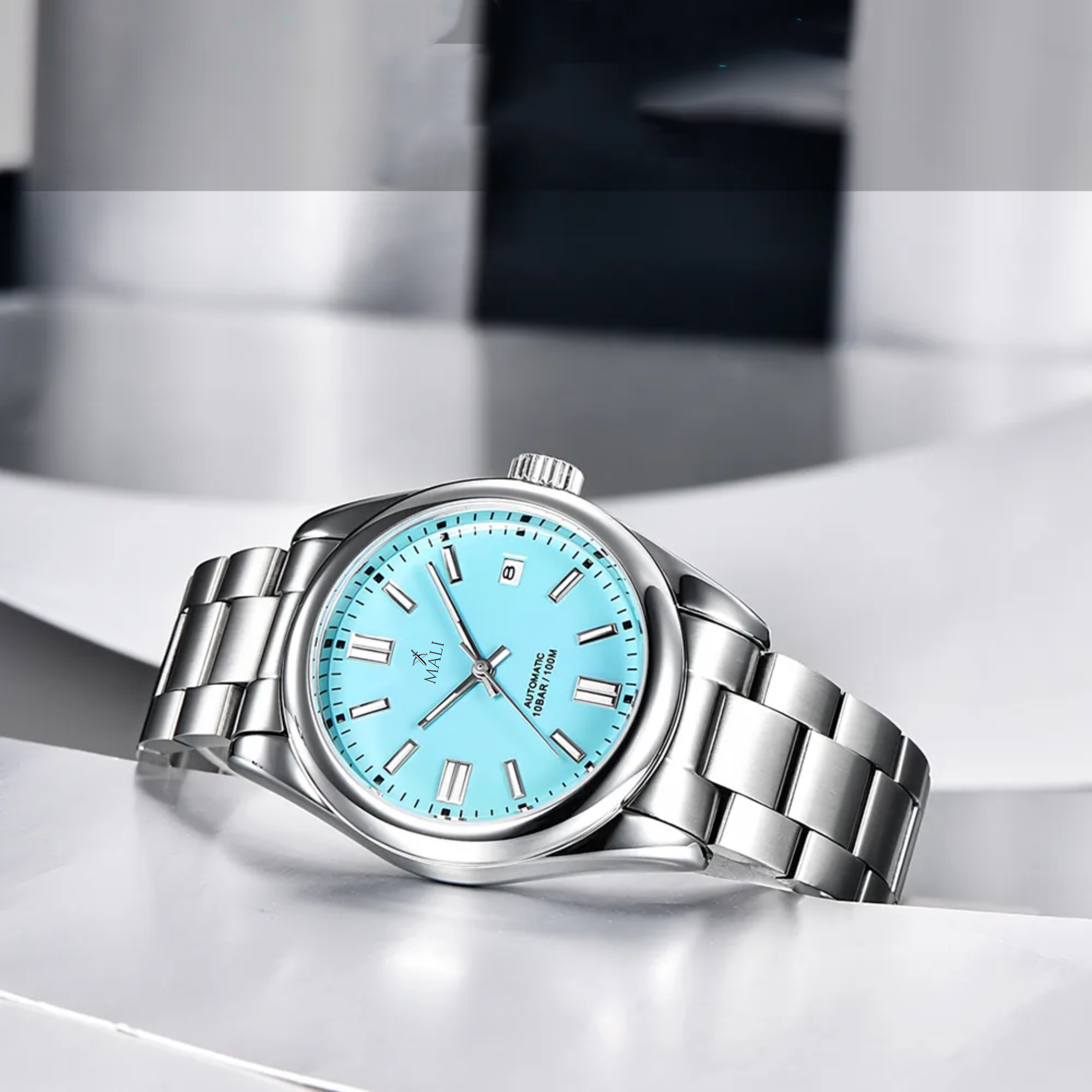 DiveBluesidesetupgraybackground_71c800c5-87ba-40ef-acda-3ed908a82a55