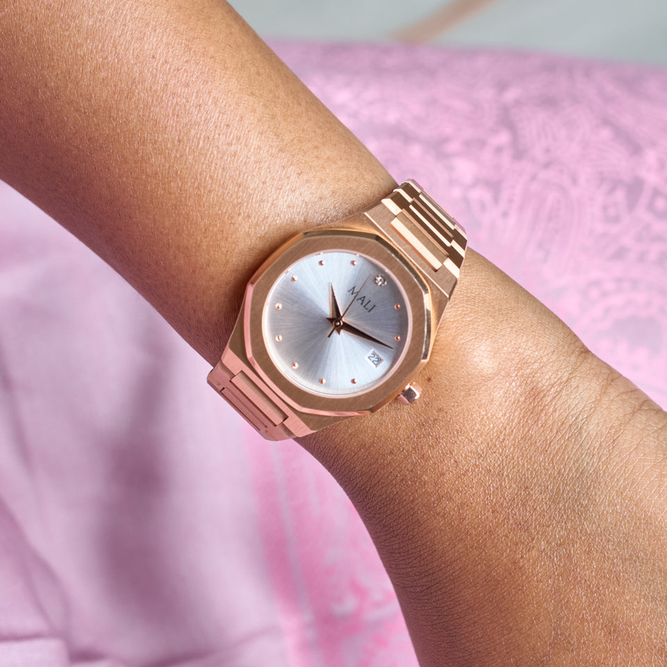 Mali_watch_on_hand-0016